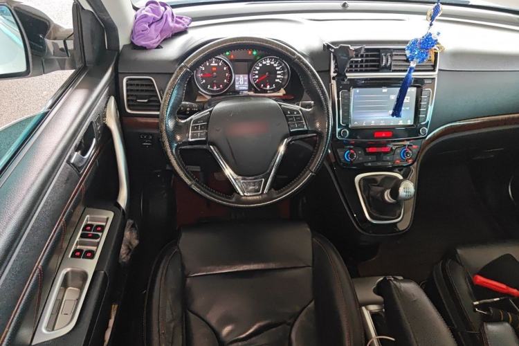 Used Haval H6 2014 Sport Version 1.5T Manual Two-Wheel Drive Elite Edition Steering Wheel