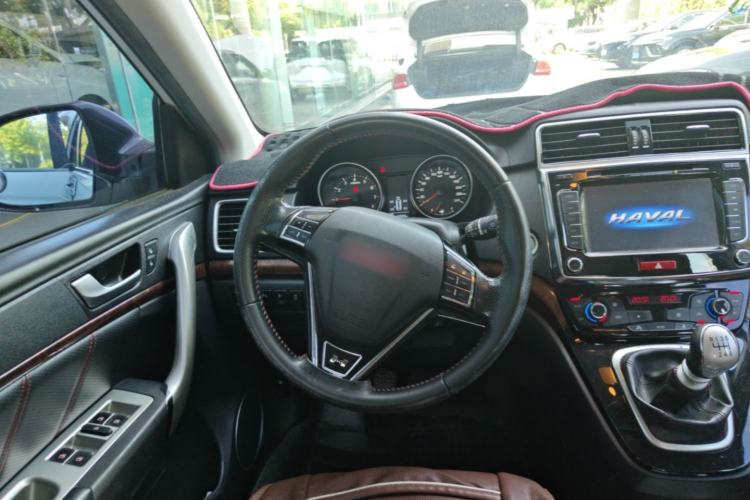 Used Haval H6 2014 Sport Version 1.5T Manual Two-Wheel Drive Elite Edition Steering Wheel