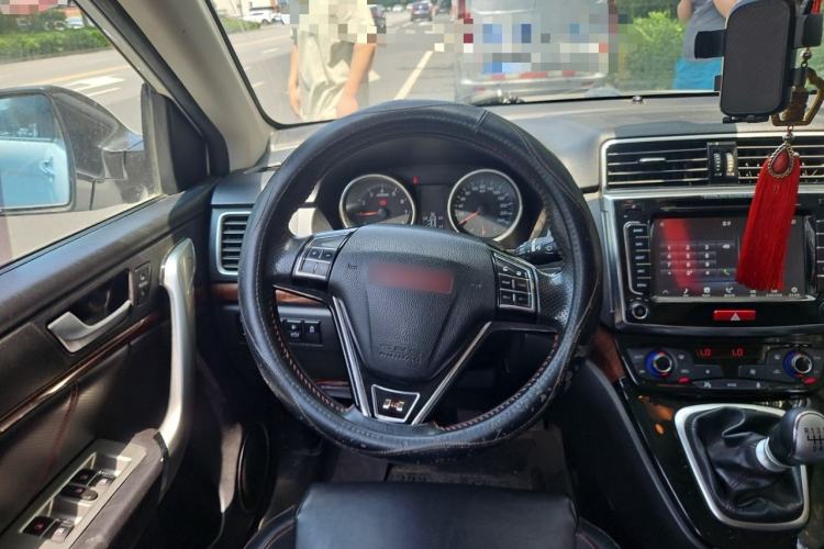 Used Haval H6 2014 Sport Version 1.5T Manual Two-Wheel Drive Elite Edition Steering Wheel