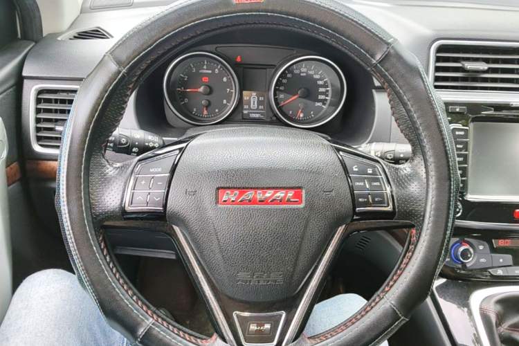 Used Haval H6 2014 Sport Version 1.5T Manual Two-Wheel Drive Elite Edition Steering Wheel