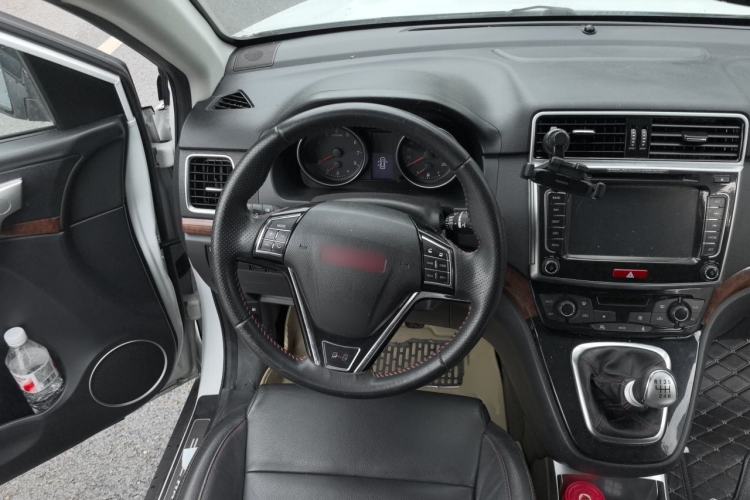 Used Haval H6 2014 Sport Version 1.5T Manual Two-Wheel Drive Elite Edition Steering Wheel