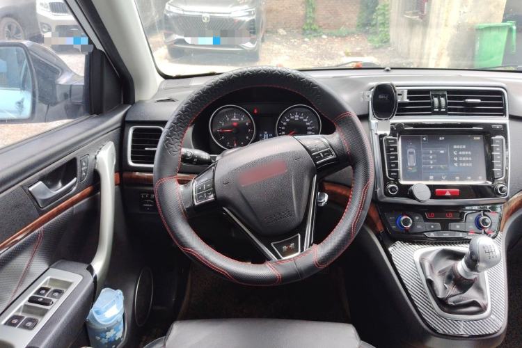 Used Haval H6 2014 Sport Version 1.5T Manual Two-Wheel Drive Elite Edition Steering Wheel