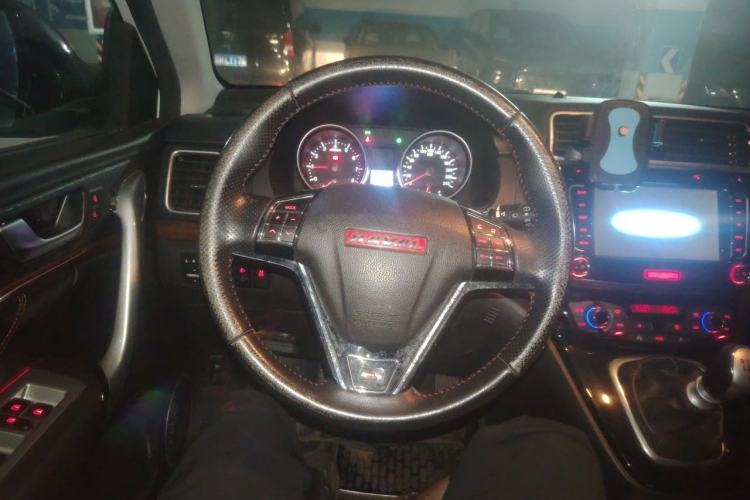 Used Haval H6 2014 Sport Version 1.5T Manual Two-Wheel Drive Elite Edition Steering Wheel