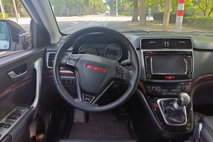 Used Haval H6 2014 Sport Version 1.5T Manual Two-Wheel Drive Elite Edition Steering Wheel
