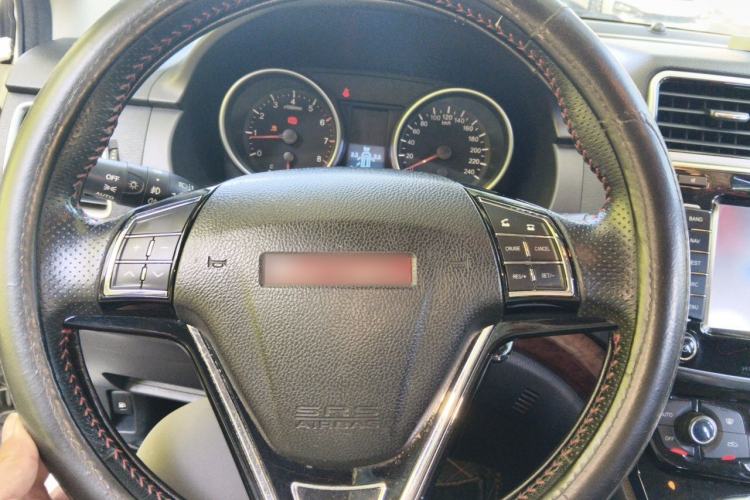 Used Haval H6 2014 Sport Version 1.5T Manual Two-Wheel Drive Elite Edition Steering Wheel