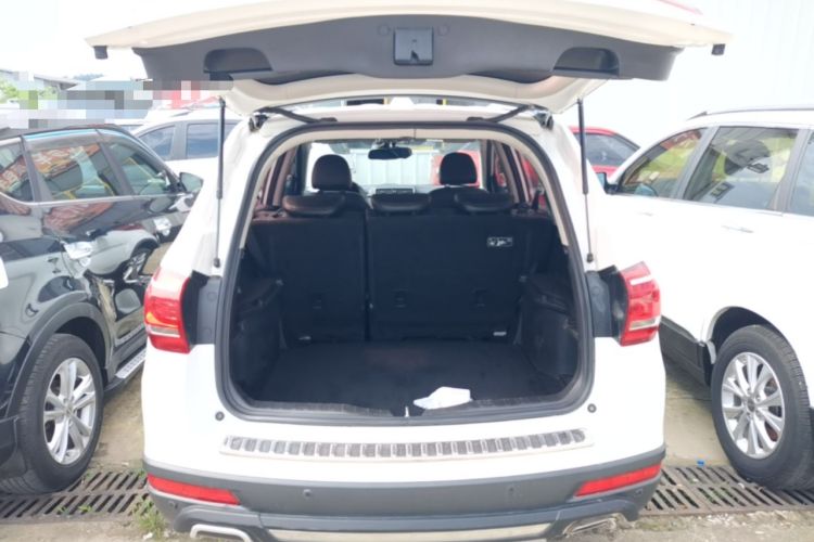 Used Haval H6 2014 Sport Version 1.5T Manual Two-Wheel Drive Elite Edition Trunk