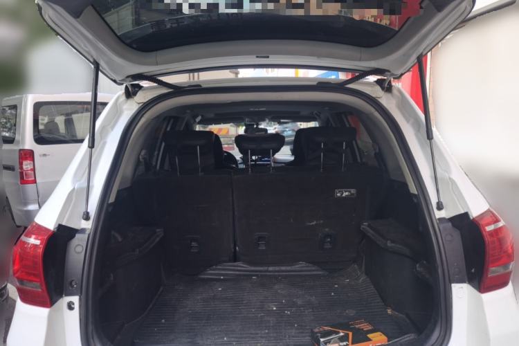 Used Haval H6 2014 Sport Version 1.5T Manual Two-Wheel Drive Elite Edition Trunk