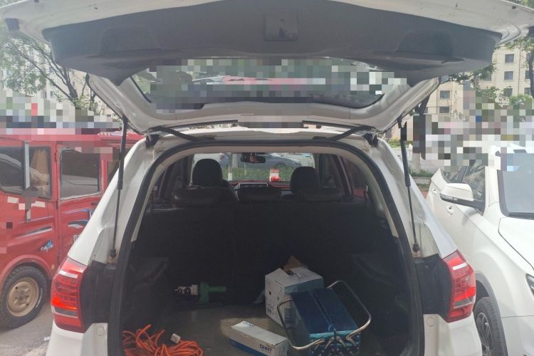 Used Haval H6 2014 Sport Version 1.5T Manual Two-Wheel Drive Elite Edition Trunk