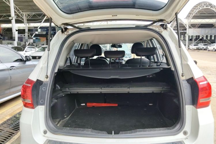 Used Haval H6 2014 Sport Version 1.5T Manual Two-Wheel Drive Elite Edition Trunk