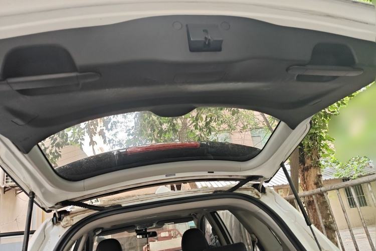 Used Haval H6 2014 Sport Edition 1.5T Manual 4x4 Elite Model Trunk