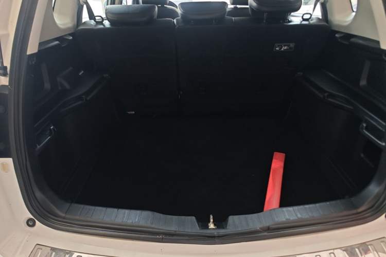 Used Haval H6 2014 Sport Version 1.5T Manual Two-Wheel Drive Elite Edition Trunk