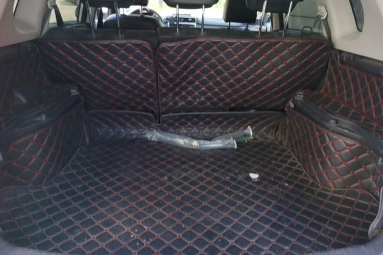 Used Haval H6 2014 Sport Edition 2.4L Automatic Elite Model Trunk
