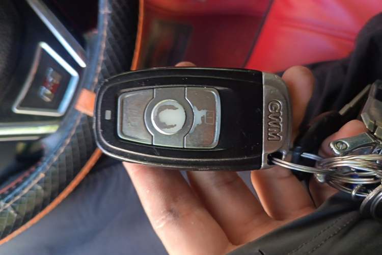 Used Haval H6 2014 Upgraded Model 1.5T Manual Two-Wheel Drive Elite Version Vehicle Key