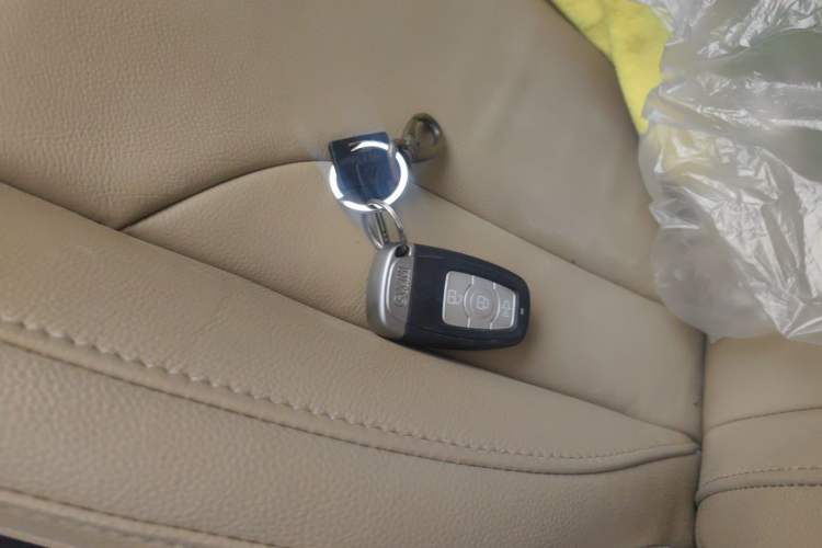 Used Haval H6 2014 Sport Version 1.5T Manual Two-Wheel Drive Elite Edition Vehicle Key