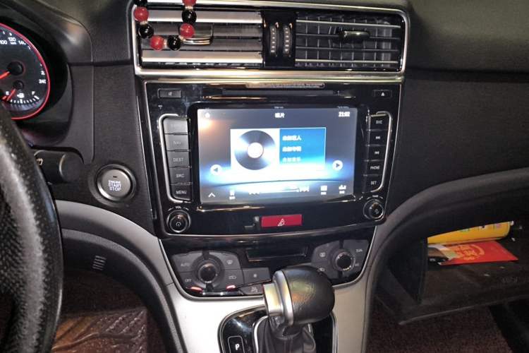 Used Haval H6 2015 Sport Edition 1.5T Automatic Two-Wheel Drive Luxury Model Audio And AC Panel