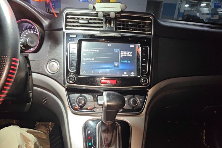 Used Haval H6 2015 Sport Edition 1.5T Automatic Two-Wheel Drive Luxury Model Audio And AC Panel