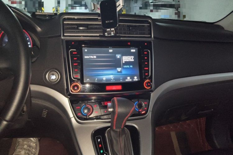 Used Haval H6 2015 Sport Edition 1.5T Automatic Two-Wheel Drive Luxury Model Audio And AC Panel