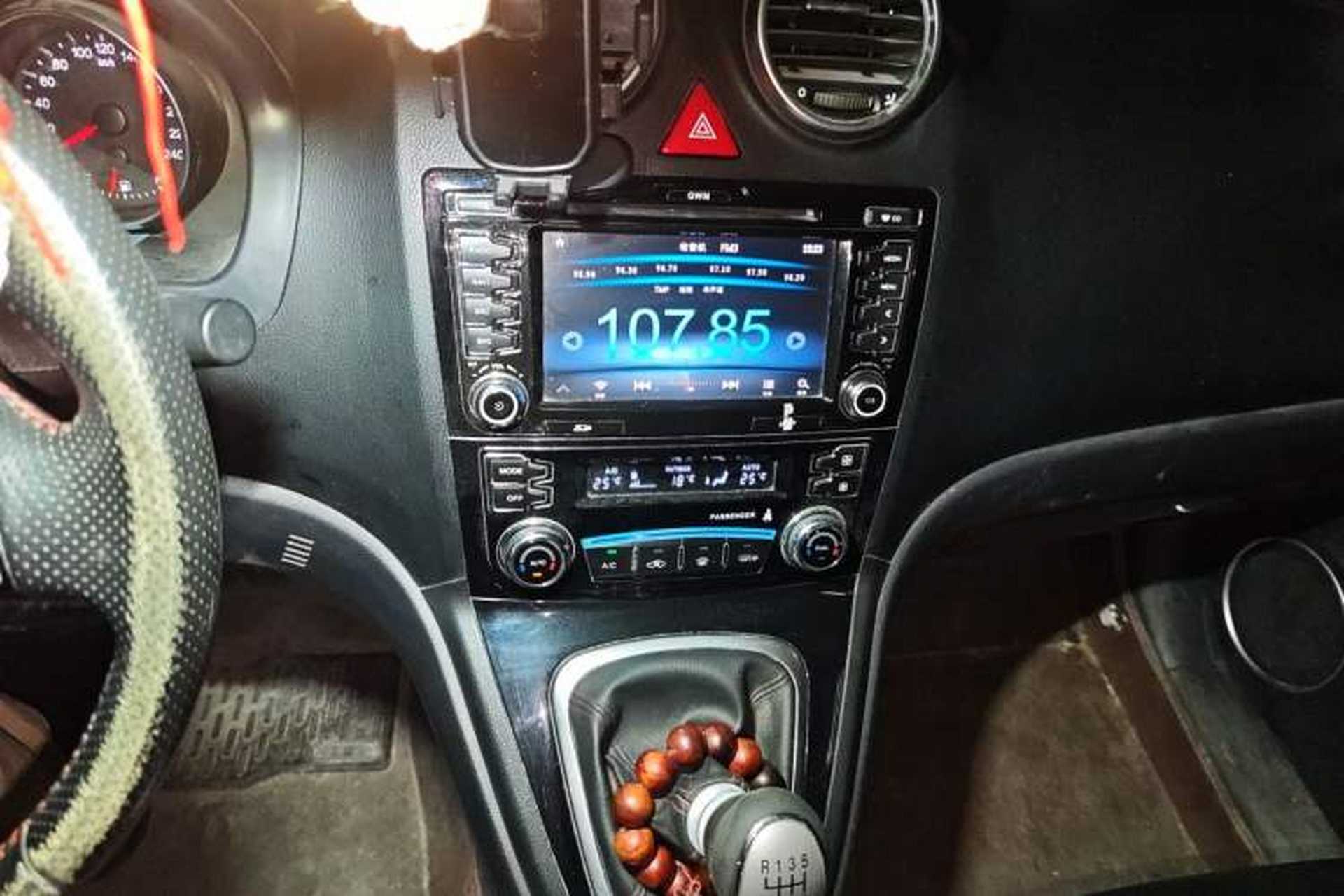 Used Haval H6 2015 Upgraded Model 1.5T Manual Two-Wheel Drive Elite Version Audio And AC Panel
