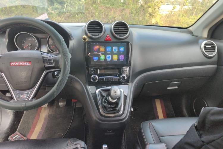 Used Haval H6 2015 Upgraded Model 1.5T Manual 4x4 Elite Version Audio And AC Panel