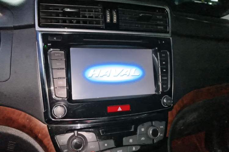 Used Haval H6 2015 Sport Edition 1.5T Manual Two-Wheel Drive Elite Model Audio And AC Panel