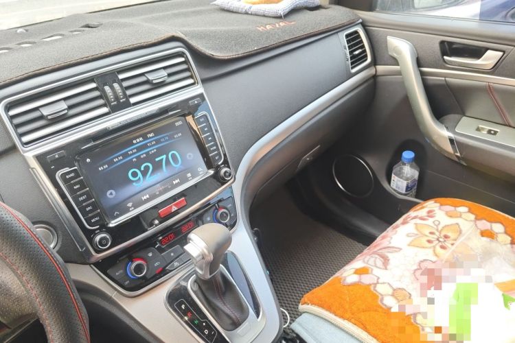 Used Haval H6 2015 Sport Edition 1.5T Automatic Two-Wheel Drive Luxury Model Audio And AC Panel