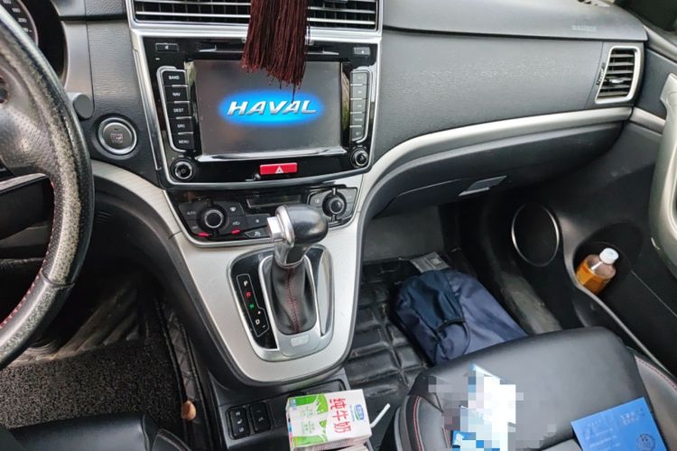 Used Haval H6 2015 Sport Edition 1.5T Automatic Two-Wheel Drive Luxury Model Audio And AC Panel