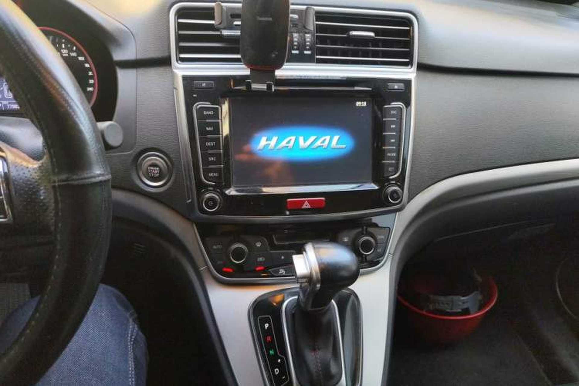 Used Haval H6 2015 Sport Edition 1.5T Automatic Two-Wheel Drive Luxury Model Audio And AC Panel