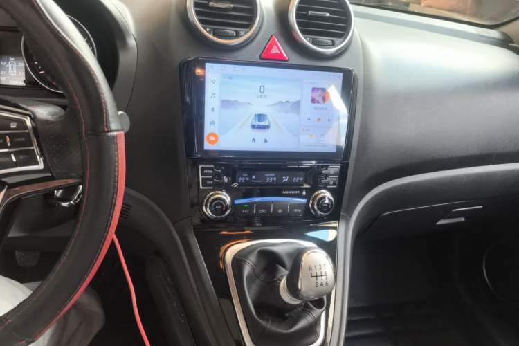 Used Haval H6 2015 Upgraded Model 1.5T Manual Two-Wheel Drive Elite Version Audio And AC Panel
