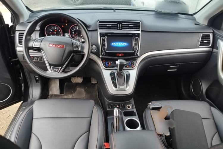Used Haval H6 2015 Sport Edition 1.5T Automatic Two-Wheel Drive Luxury Model Center Console