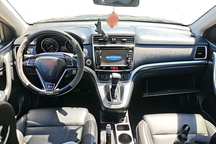 Used Haval H6 2015 Sport Edition 1.5T Automatic Two-Wheel Drive Luxury Model Center Console