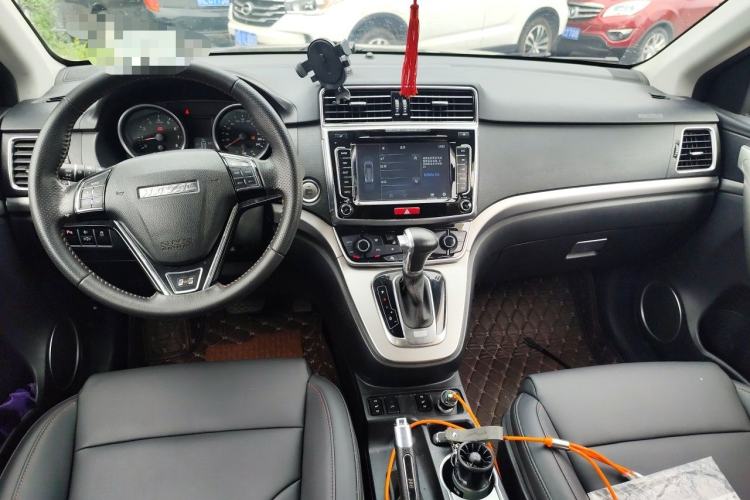 Used Haval H6 2015 Sport Edition 1.5T Automatic Two-Wheel Drive Luxury Model Center Console