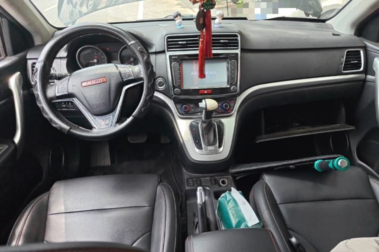 Used Haval H6 2015 Sport Edition 1.5T Automatic Two-Wheel Drive Luxury Model Center Console