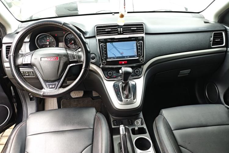 Used Haval H6 2015 Sport Edition 1.5T Automatic Two-Wheel Drive Luxury Model Center Console