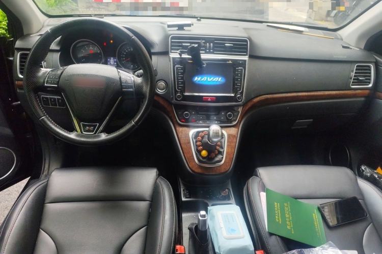 Used Haval H6 2015 Sport Edition 1.5T Manual Two-Wheel Drive Elite Model Center Console