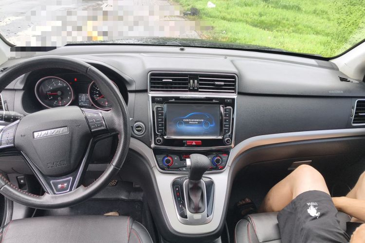 Used Haval H6 2015 Sport Edition 1.5T Automatic Two-Wheel Drive Luxury Model Center Console