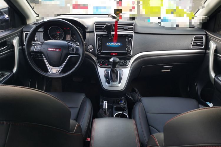 Used Haval H6 2015 Sport Edition 1.5T Automatic Two-Wheel Drive Luxury Model Center Console