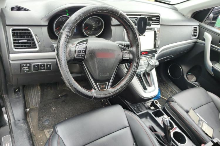 Used Haval H6 2015 Sport Edition 1.5T Automatic Two-Wheel Drive Luxury Model Center Console