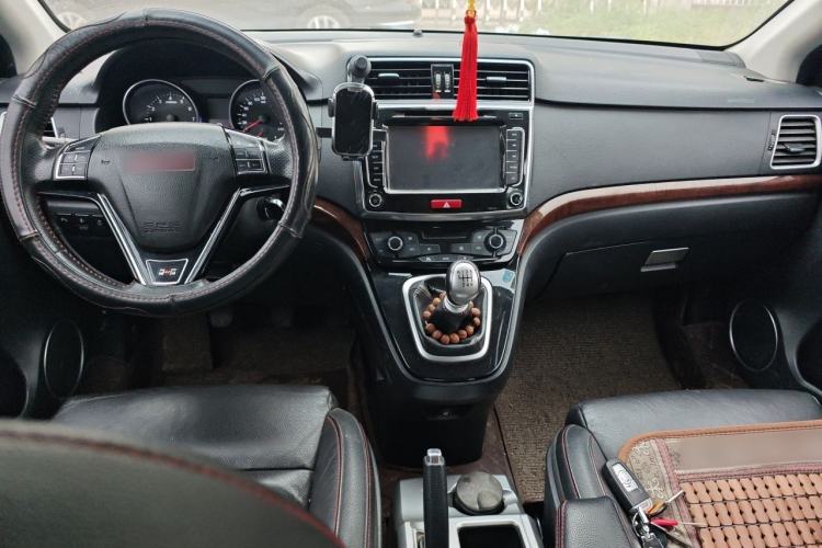 Used Haval H6 2015 Sport Edition 1.5T Manual Two-Wheel Drive Elite Model Center Console