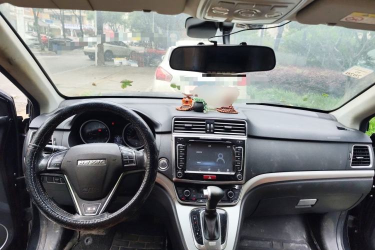 Used Haval H6 2015 Sport Edition 1.5T Automatic Two-Wheel Drive Luxury Model Center Console