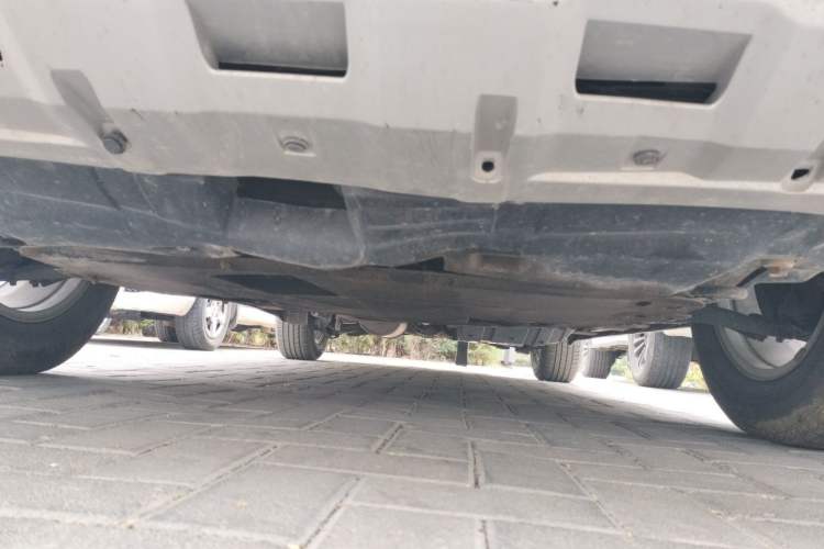Used Haval H6 2015 Upgraded Model 1.5T Manual 4x4 Elite Version Chassis Front