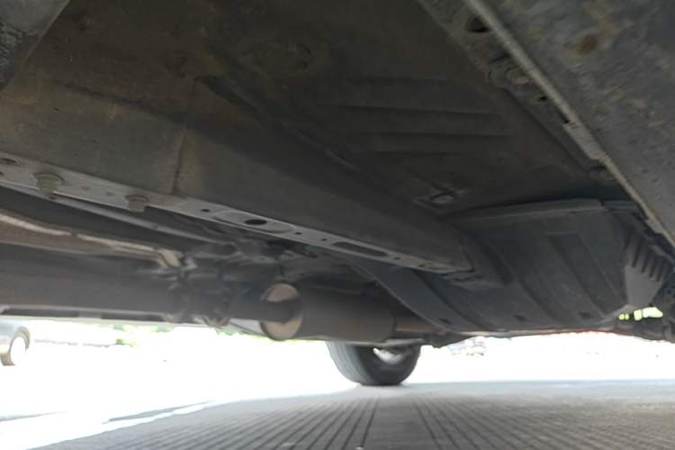 Used Haval H6 2015 Upgraded Model 1.5T Manual Two-Wheel Drive Elite Version Chassis Front Left