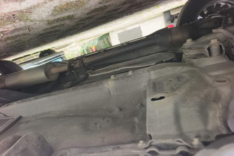 Used Haval H6 2015 Sport Edition 1.5T Automatic Two-Wheel Drive Luxury Model Chassis Front Left