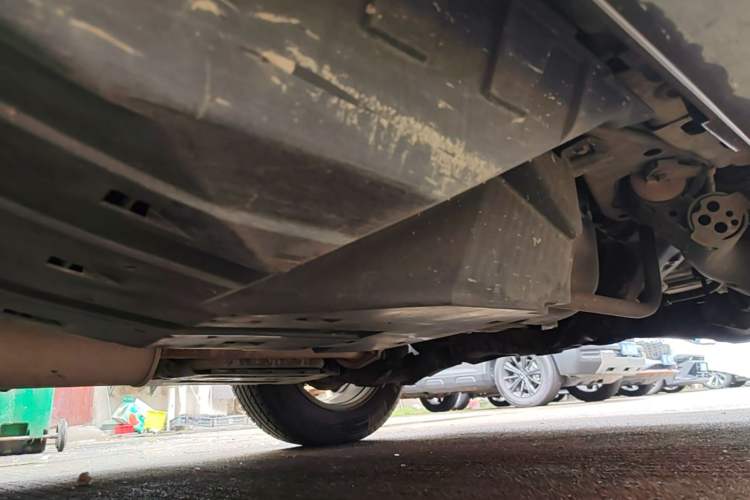 Used Haval H6 2015 Sport Edition 1.5T Manual Two-Wheel Drive Elite Model Chassis Rear Left