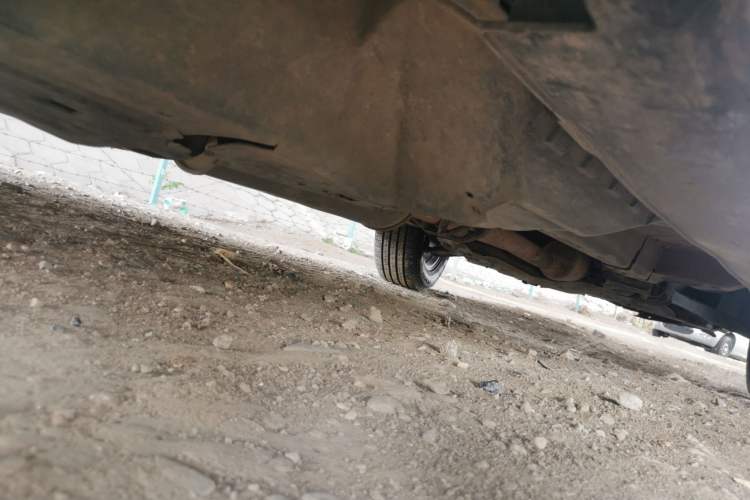 Used Haval H6 2015 Upgraded Model 1.5T Manual Two-Wheel Drive Elite Version Chassis Rear Right