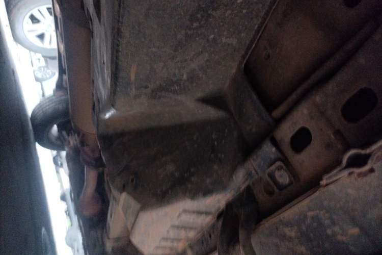 Used Haval H6 2015 Upgraded Model 1.5T Manual Two-Wheel Drive Elite Version Chassis Rear Right