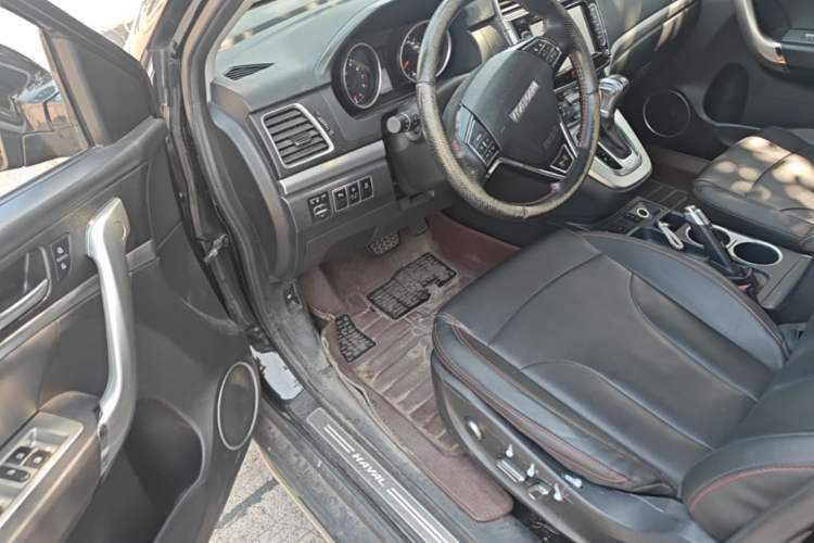 Used Haval H6 2015 Sport Edition 1.5T Automatic Two-Wheel Drive Luxury Model Driver Seat