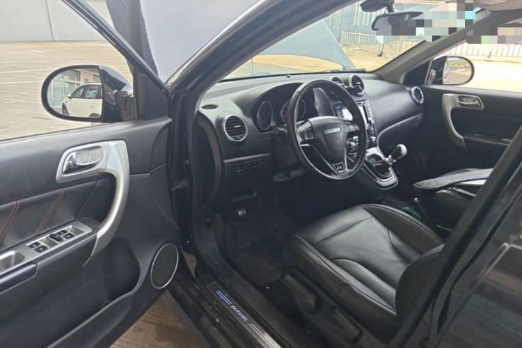 Used Haval H6 2015 Upgraded Model 1.5T Manual Two-Wheel Drive Elite Version Driver Seat
