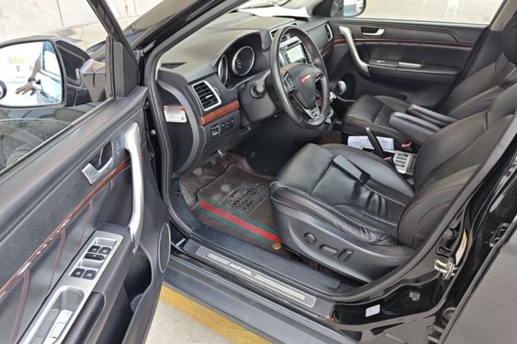 Used Haval H6 2015 Sport Edition 1.5T Manual Two-Wheel Drive Elite Model Driver Seat