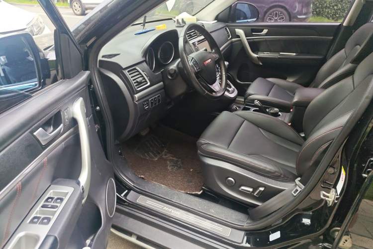 Used Haval H6 2015 Sport Edition 1.5T Automatic Two-Wheel Drive Luxury Model Driver Seat