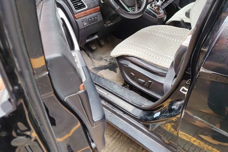 Used Haval H6 2015 Sport Edition 1.5T Manual Two-Wheel Drive Elite Model Driver Seat